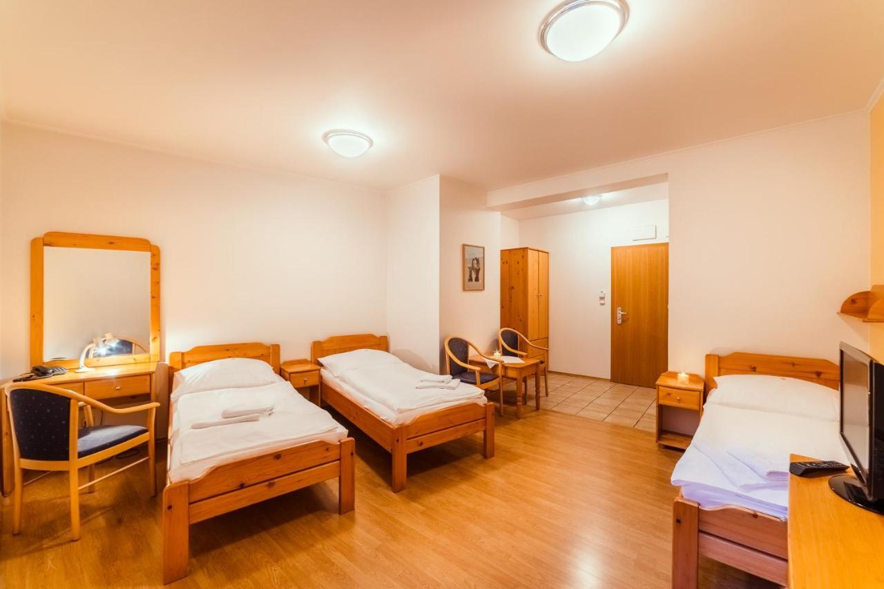 Hotel Velká Klajdovka Brno Esterno foto