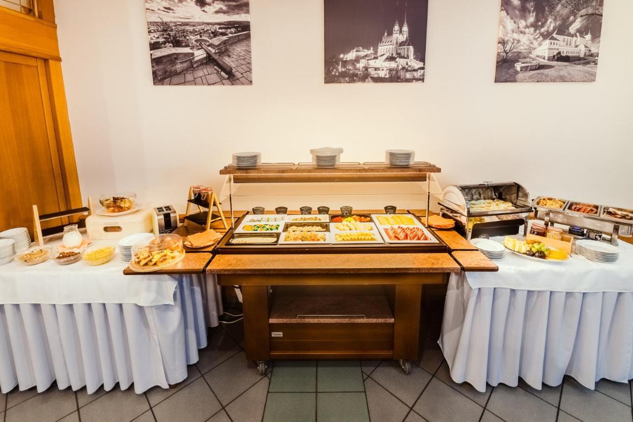 Hotel Velká Klajdovka Brno Esterno foto